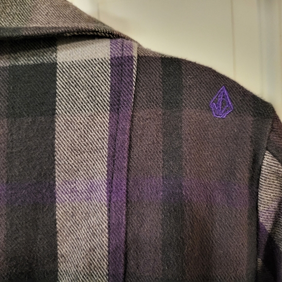 Volcom Purple Plaid Peacoat in sz S EUC - Picture 7 of 10